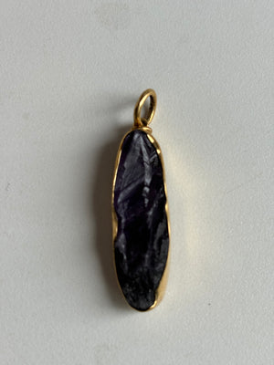 Large gemstone pendent