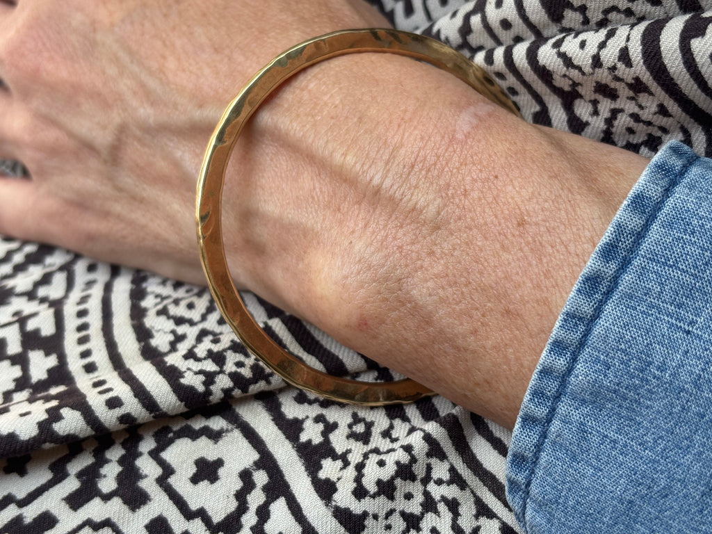 Backroad flat heavyweight bangle