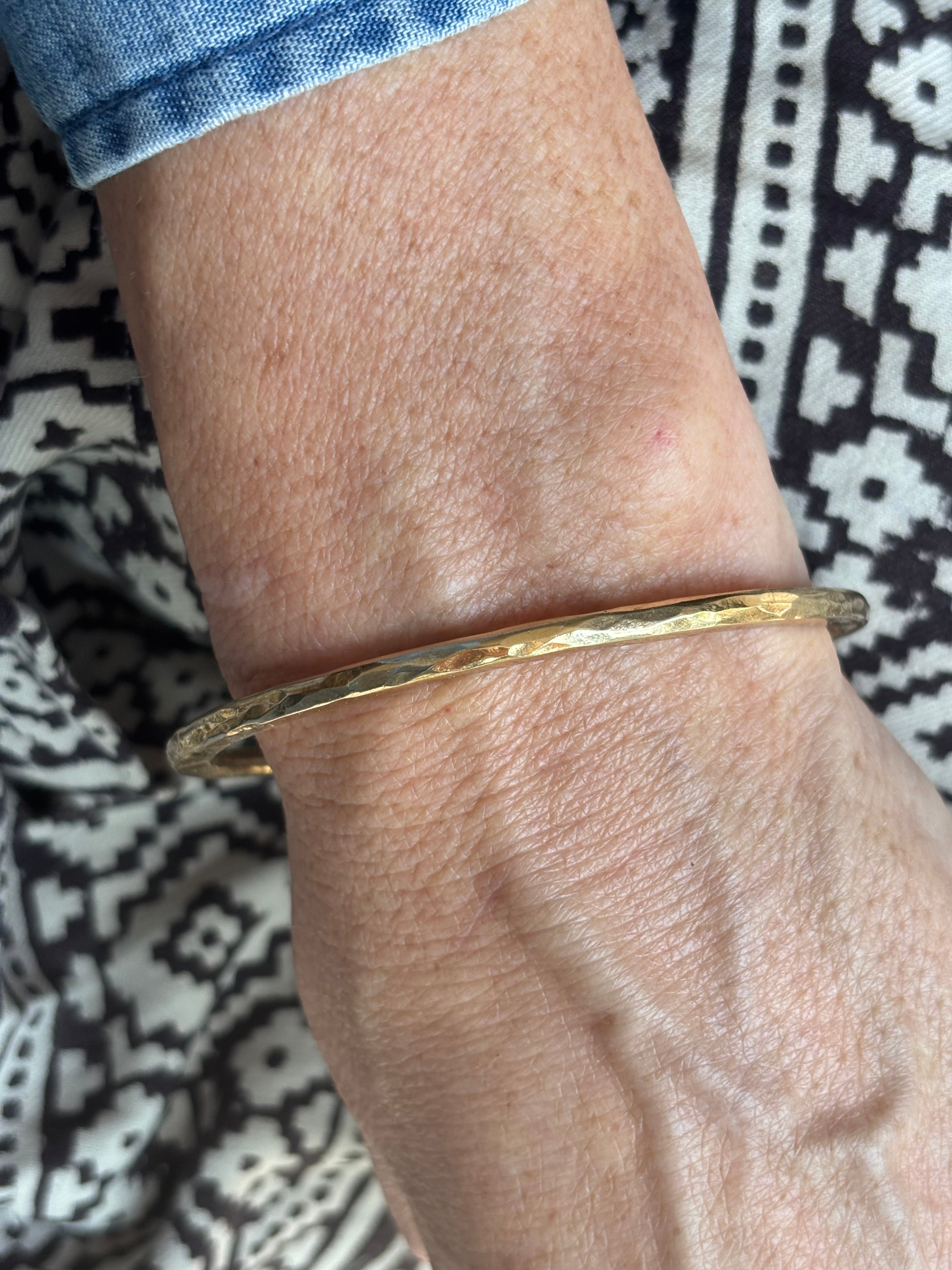 Backroad flat heavyweight bangle