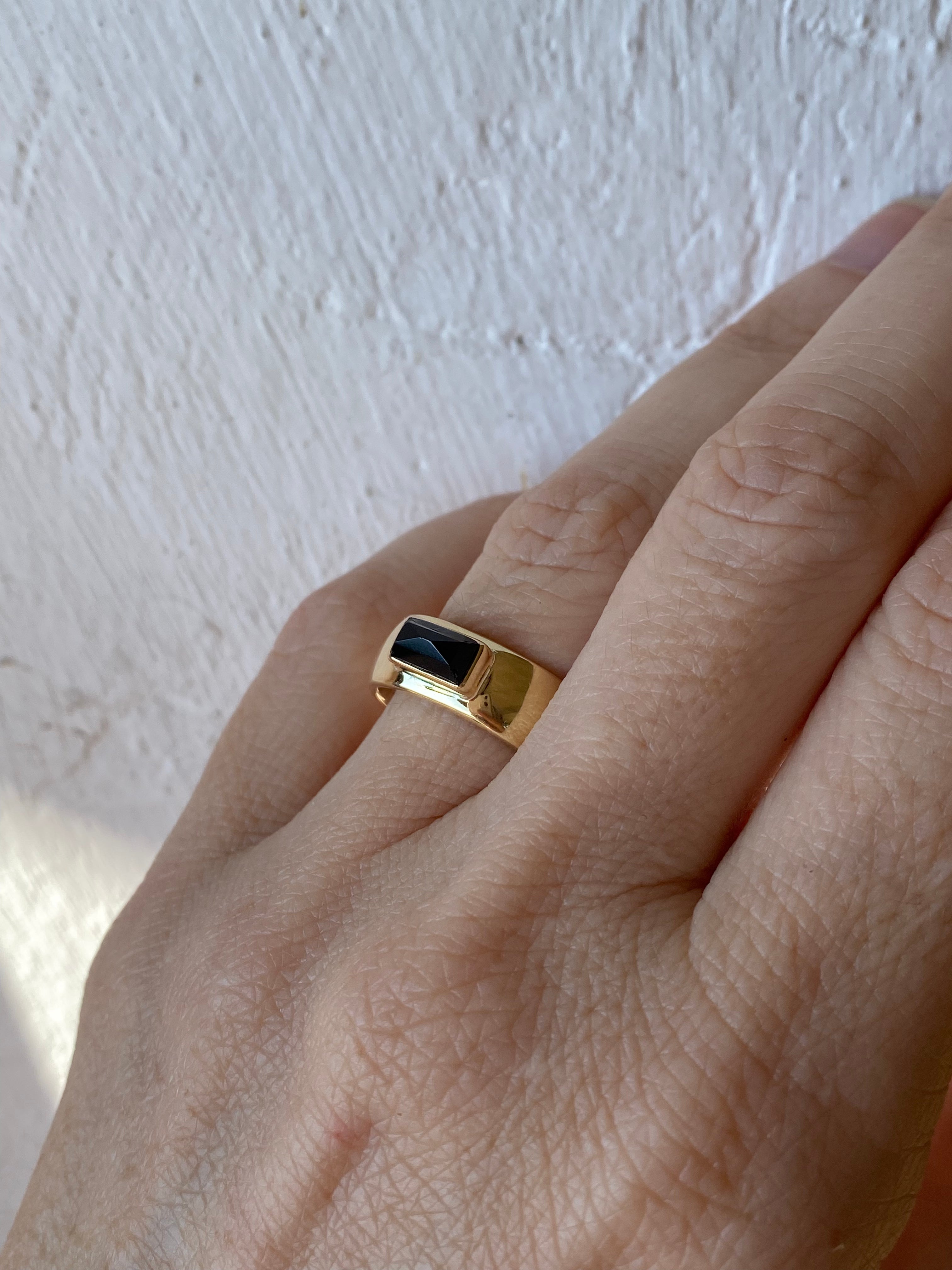 Onyx baguette half round ring