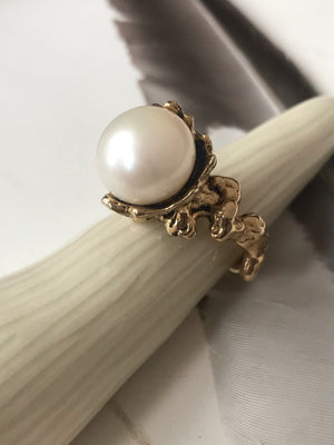 Fiorella pearl ring