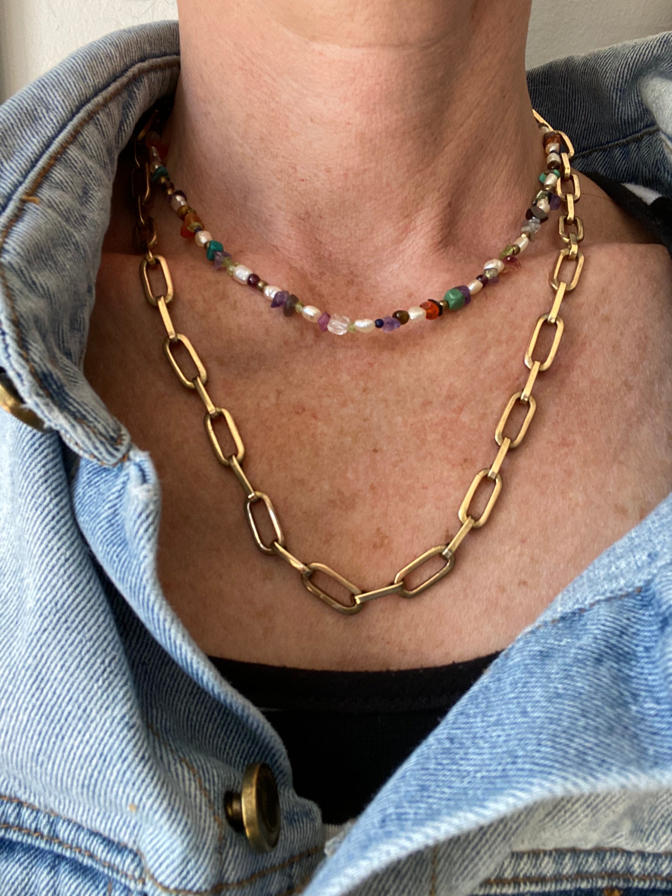 Salpica toggle clasp necklace